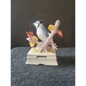 Towle Fine Porcelain Blue Jay Bird Figurine On Pedestal Music Box